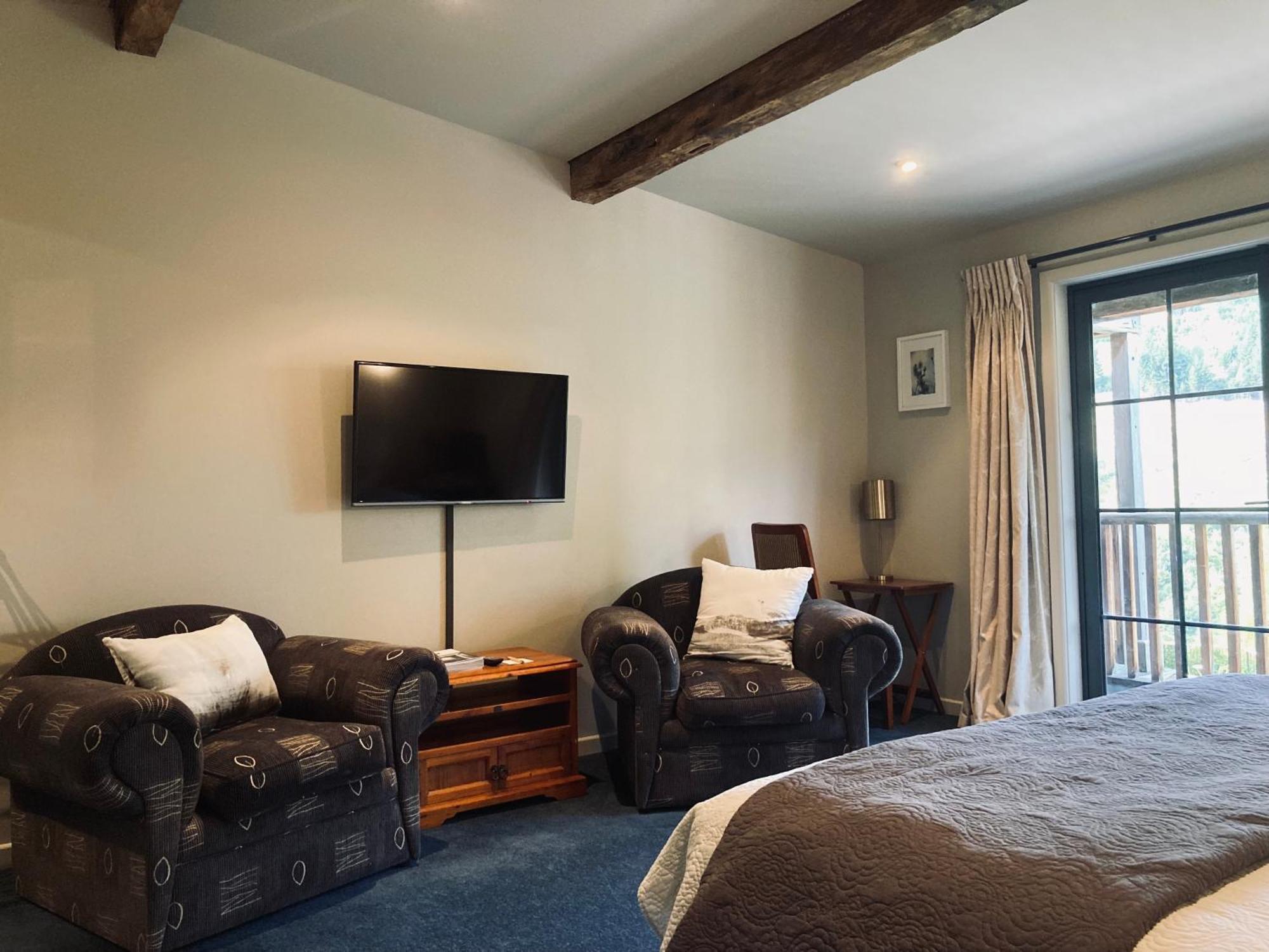 Moonlight Escape Lodge *